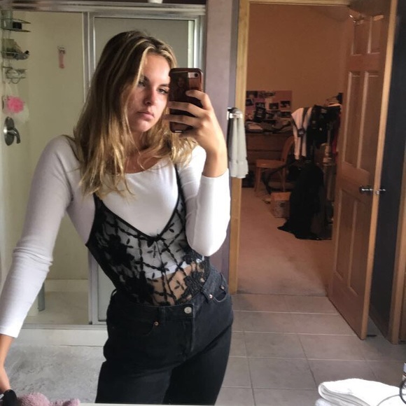 Meet your Posher, Jenna - Picture 6 of 7